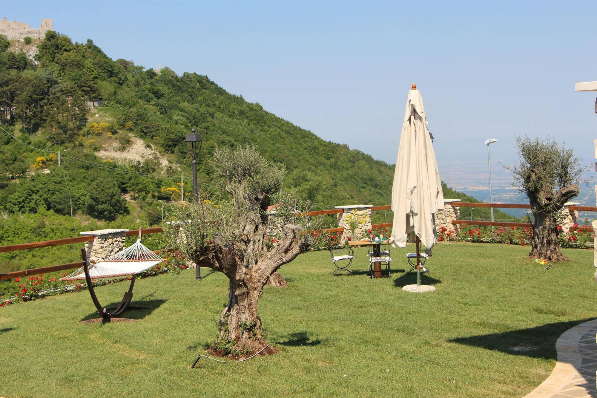 B&B I 4 Sentieri Castel San Pietro Romano Eksteriør bilde